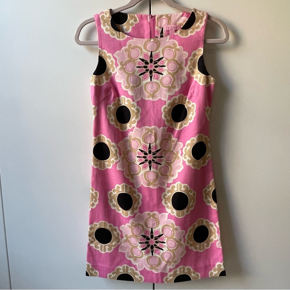 Vintage Y2K Lilly Pulitzer Pink Tan Black Medallion Shift Mini Dress Size 0